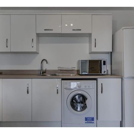 Large, Spacious And Modern Apt For 4 In Manchester Eksteriør bilde