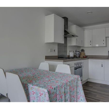 Large, Spacious And Modern Apt For 4 In Manchester Eksteriør bilde